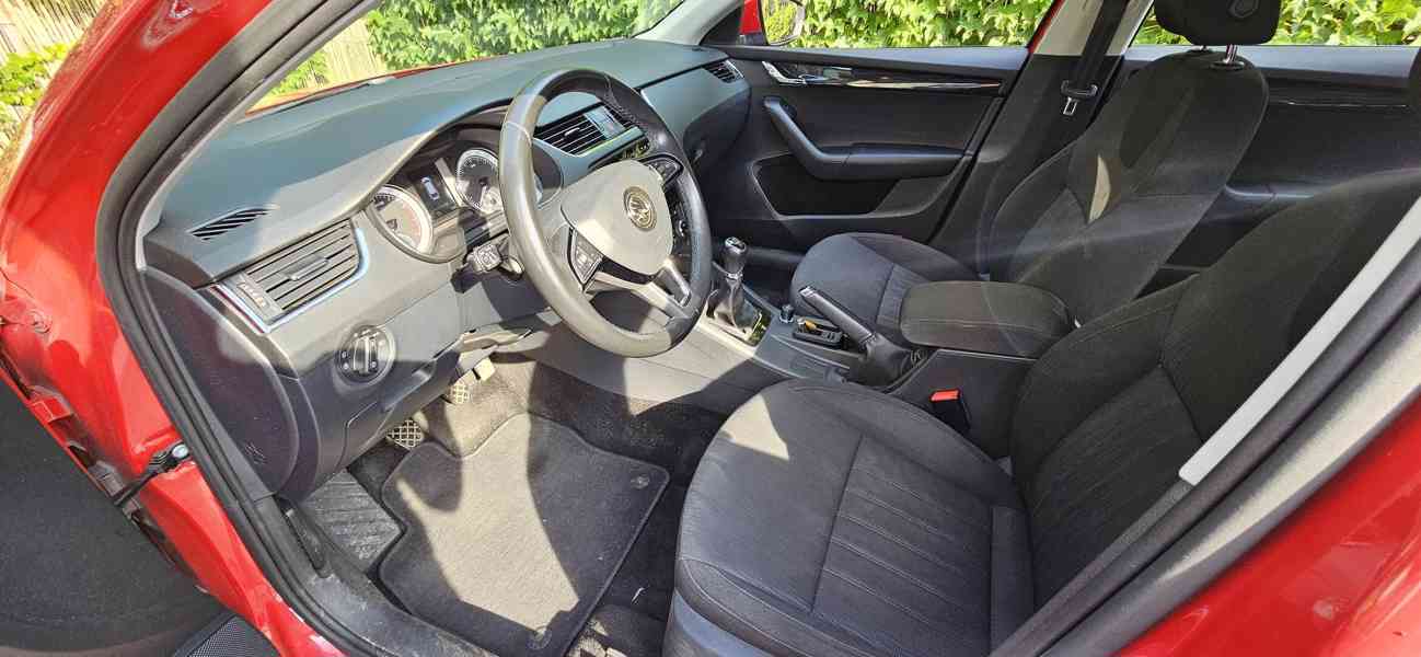 Škoda Octavia Combi 1.5 TSI Style | LED | Kessy - foto 12