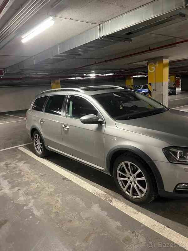 Volkswagen Passat 2,0   Alltrack - foto 2