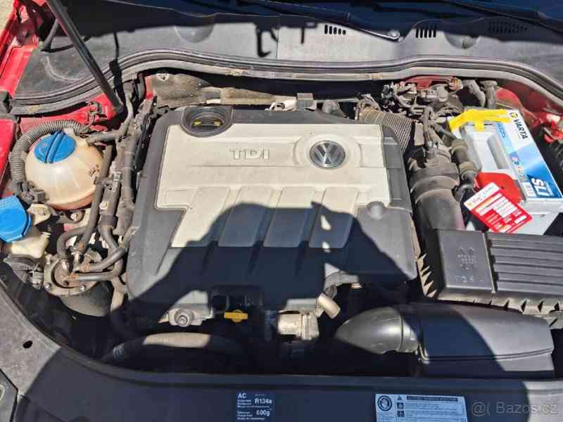 Volkswagen Golf -e - foto 11