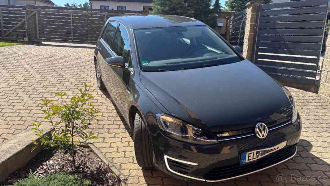 Volkswagen Golf -e - foto 10