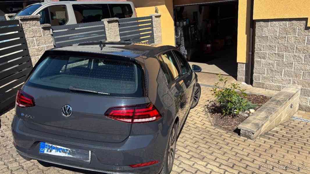 Volkswagen Golf -e - foto 2
