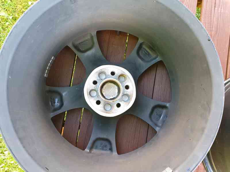 Alu disky Audi(černé)+ koncern, 5x112(9Jx19H2) - foto 14