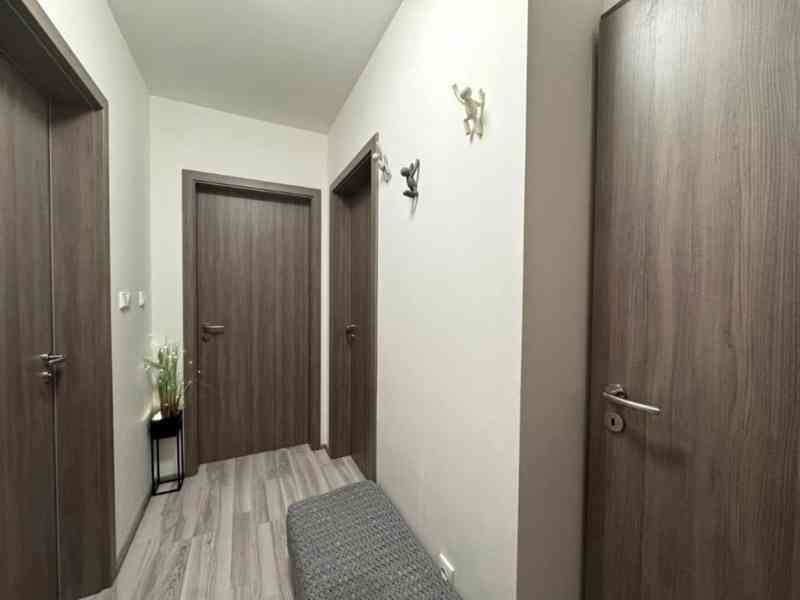 PRONÁJEM BYTU 2+KK V RAJHRADĚ U BRNA - foto 8