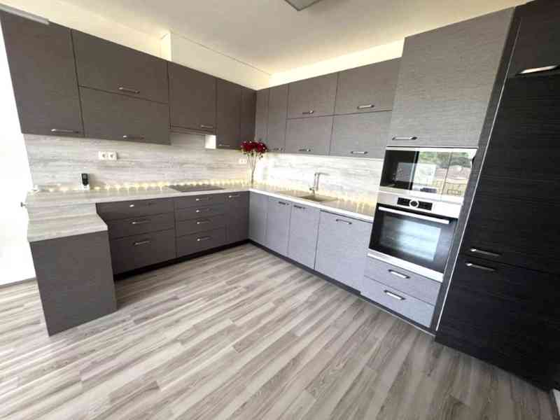 PRONÁJEM BYTU 2+KK V RAJHRADĚ U BRNA - foto 3