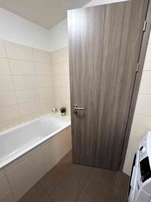 PRONÁJEM BYTU 2+KK V RAJHRADĚ U BRNA - foto 12