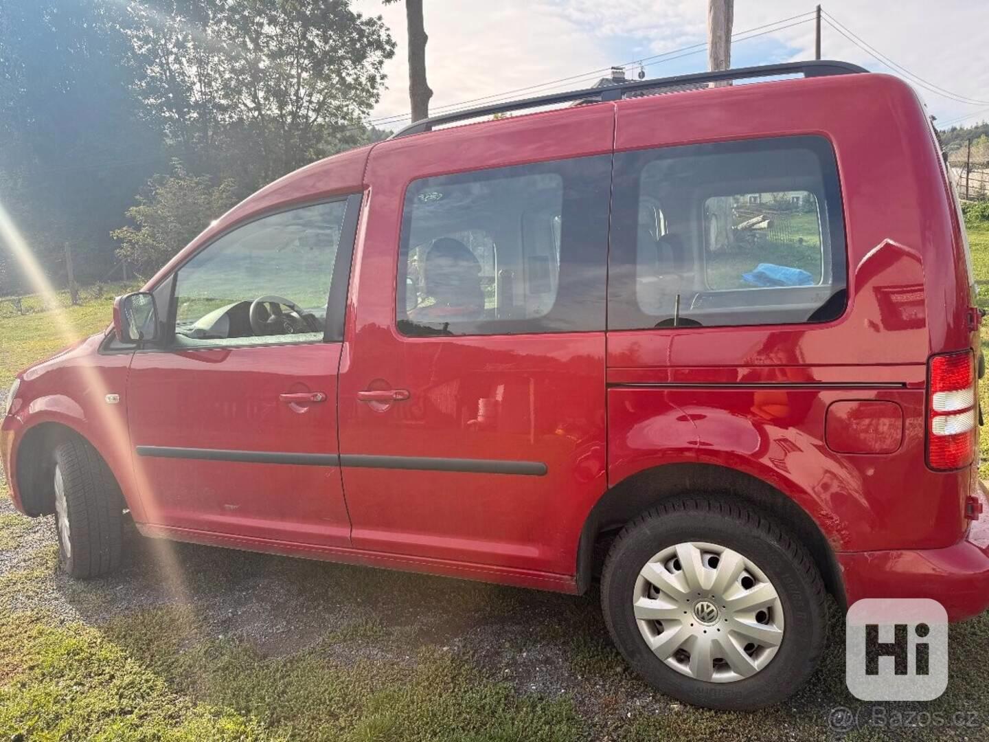 Volkswagen Caddy 1,6 - foto 1