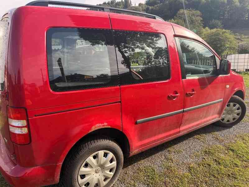 Volkswagen Caddy 1,6 - foto 5