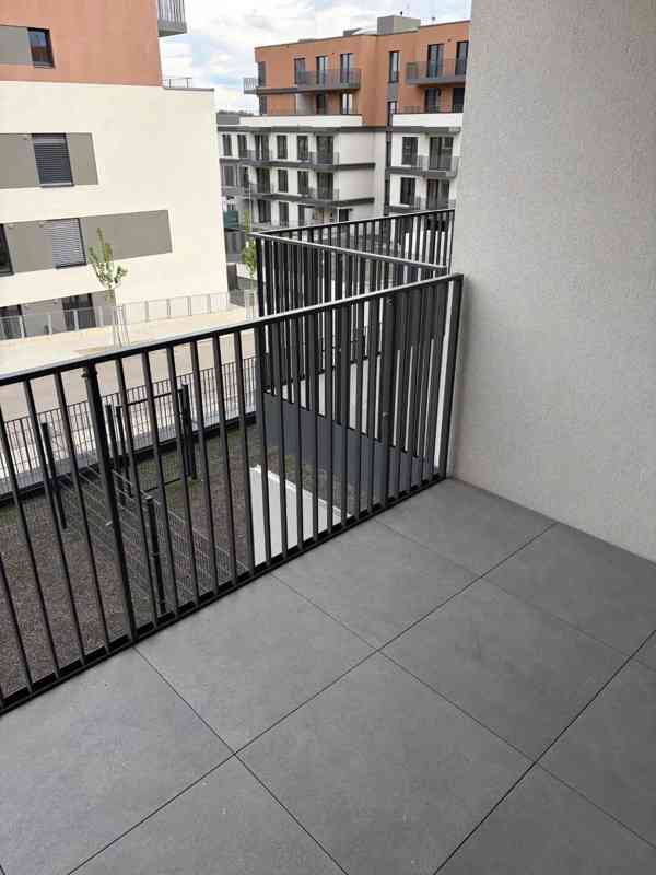 Pronájem bytu 1+kk 31 m² - foto 7