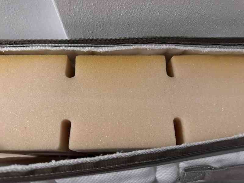 Prodám Ikea matraci Malvik 140x200 cm - foto 4