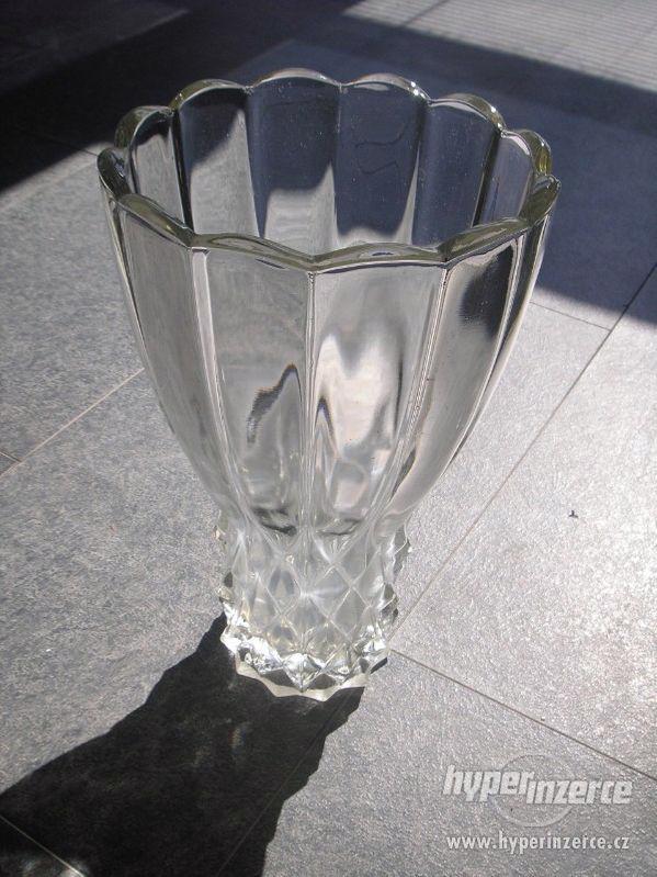4ks vázy - broušené sklo - foto 1