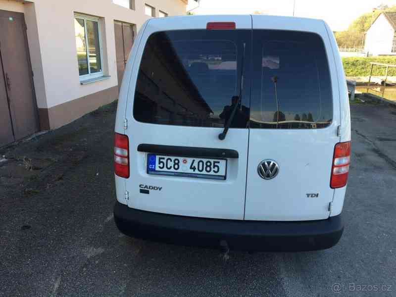 Volkswagen Caddy 1,6 - foto 4