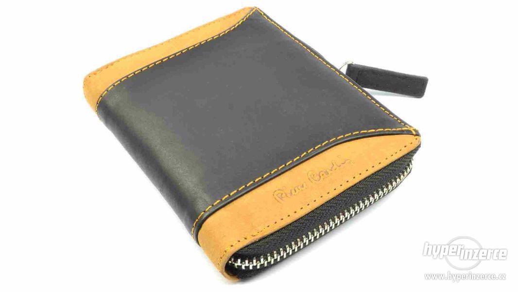 Černá pánská peněženka na zip - foto 2