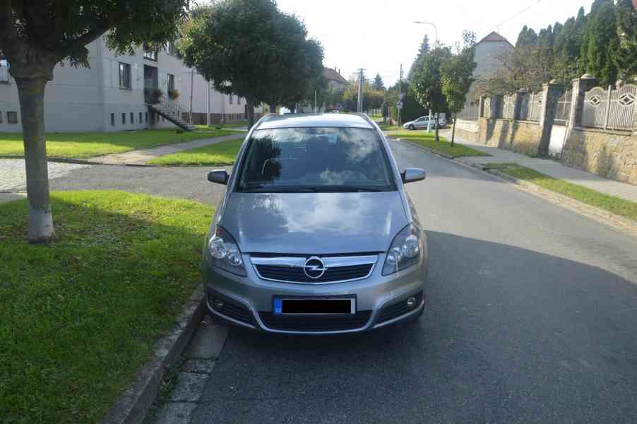 Opel Zafira 1,9 CDTI - foto 1
