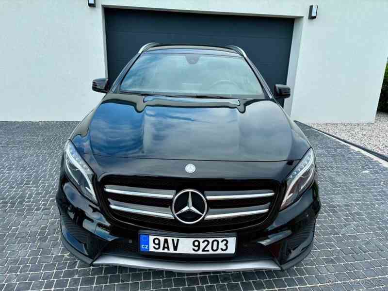 Mercedes-Benz GLA 200d 4Matic AMG paket - foto 4