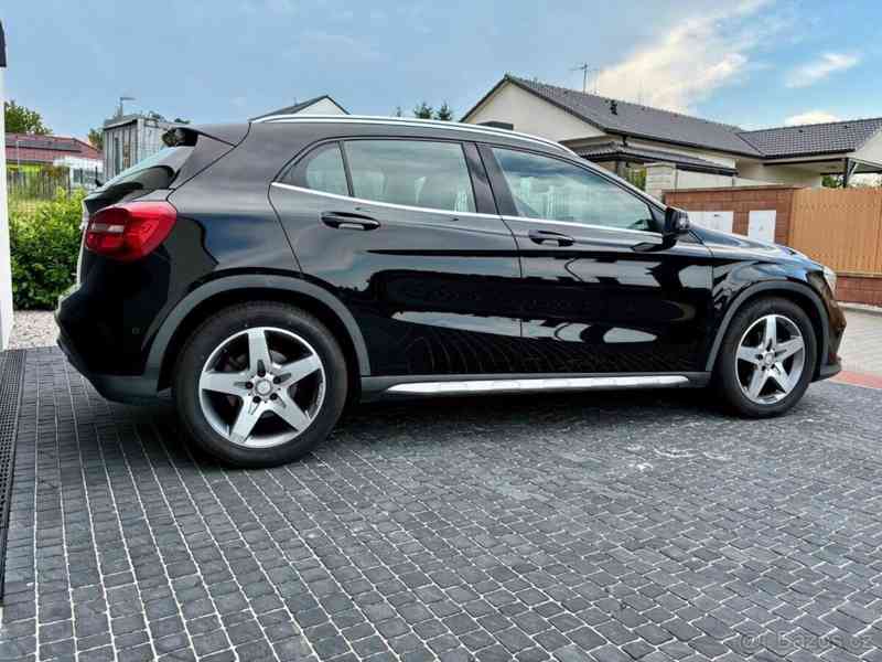 Mercedes-Benz GLA 200d 4Matic AMG paket - foto 5