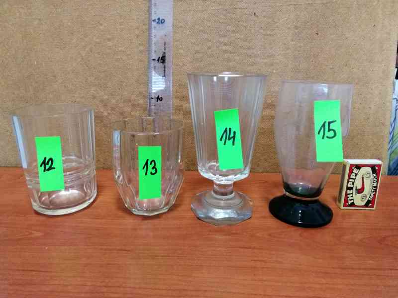 PRODÁM JEDNOTLIVÉ STARÉ SKLENIČKY  - foto 4