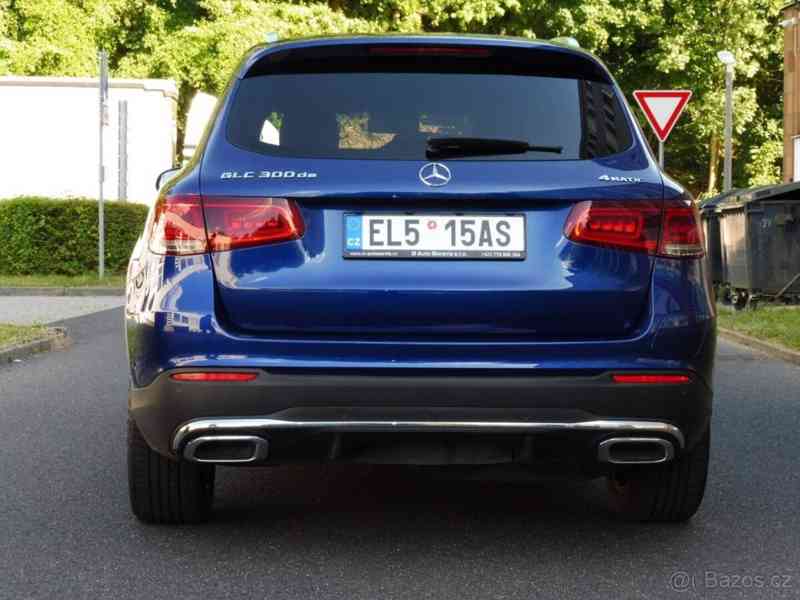 Mercedes-Benz GLC 2,0 300de 4Matic, 42tis km ČR - foto 9