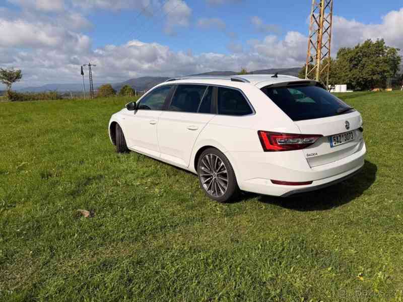 Škoda Superb 2,0   4x4 Laurin&Klement - foto 11