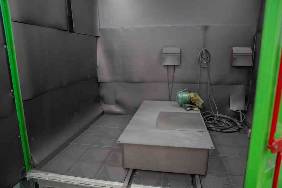 Použitý tryskací box STAUBER DSM 202, r. v. 2020 - foto 8