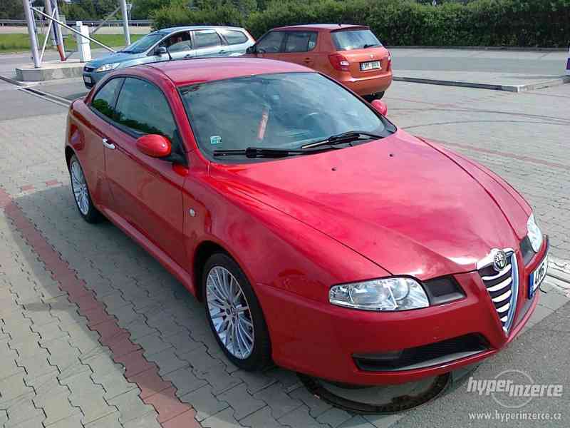 Prodám Alfa Romeo GT 2.0 JTS - foto 4