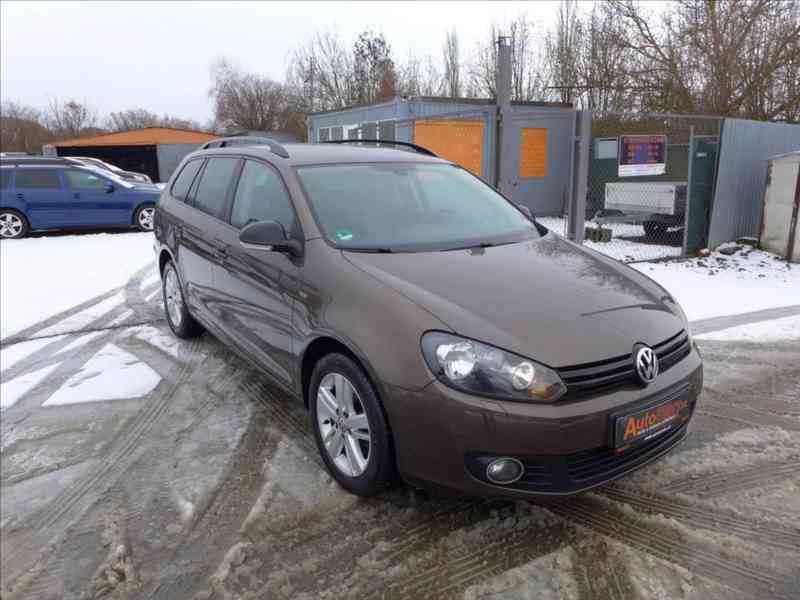 Volkswagen Golf 1,2 TSI HIGHLINE, VÝHŘEV, 1.M - foto 2