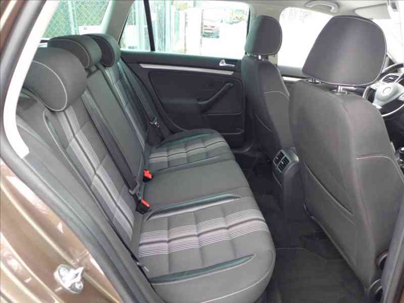 Volkswagen Golf 1,2 TSI HIGHLINE, VÝHŘEV, 1.M - foto 9