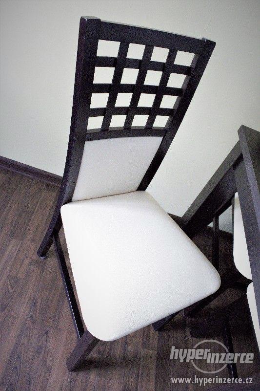 Jídelní set: stůl + 8 židlí - foto 2
