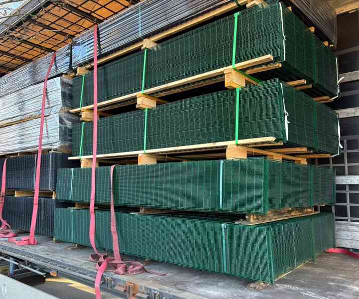 Ploty, oplocení, nádrže na dešťovou vodu - foto 5