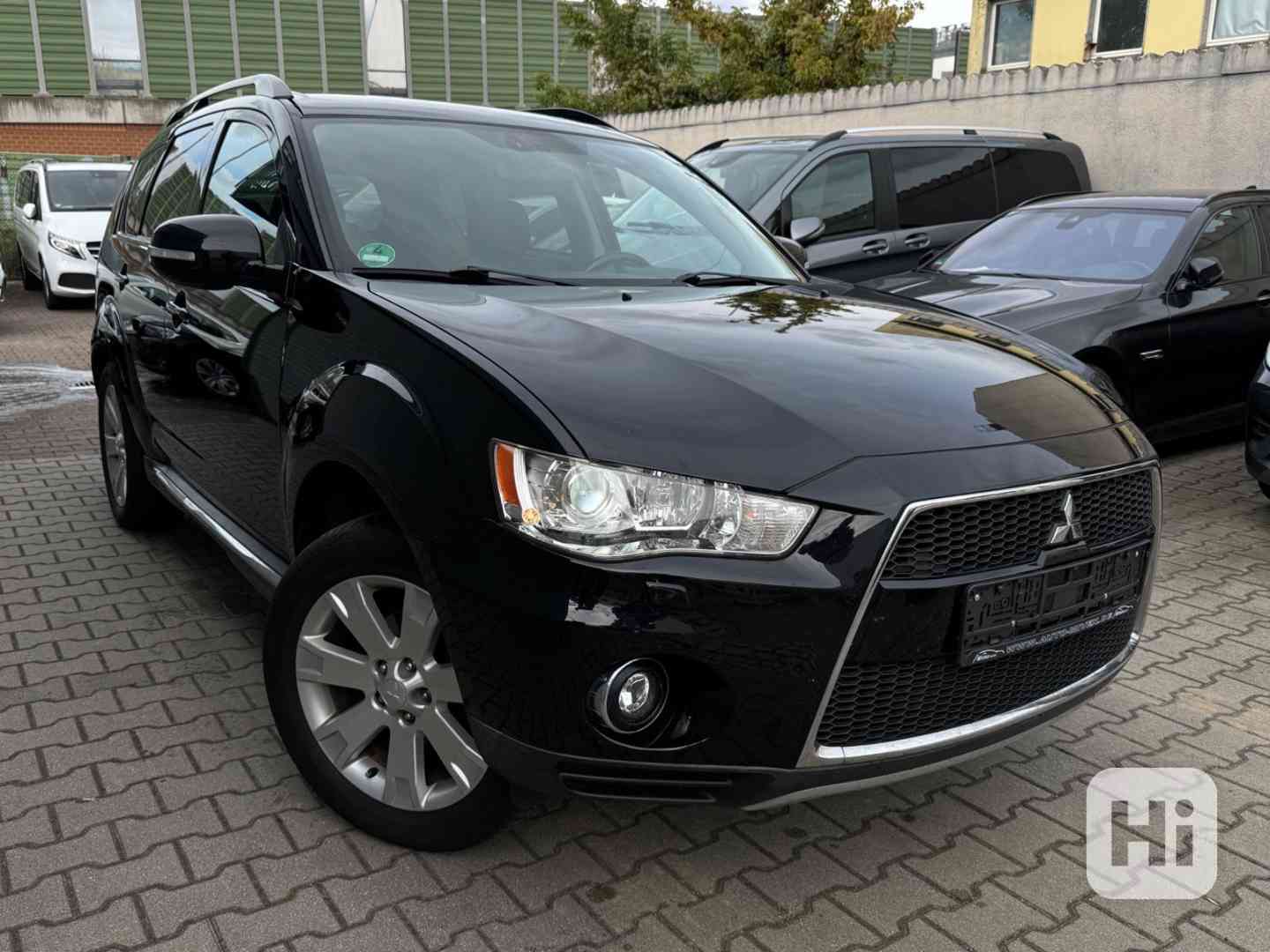 Mitsubishi Outlander Instyle2,2 DI-D 7míst 130kw - foto 1