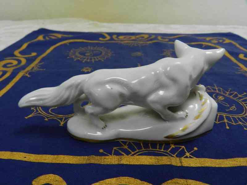 Zlacená porcelánová soška Liška Lišák Horní Slavkov - foto 4