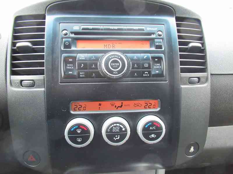 Nissan Pathfinder 2.5 dCi 4x4 140kw - foto 16