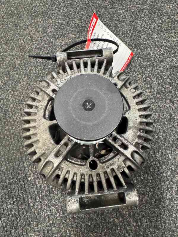 Alternátor Mercedes Sprinter 180A 14V - foto 3