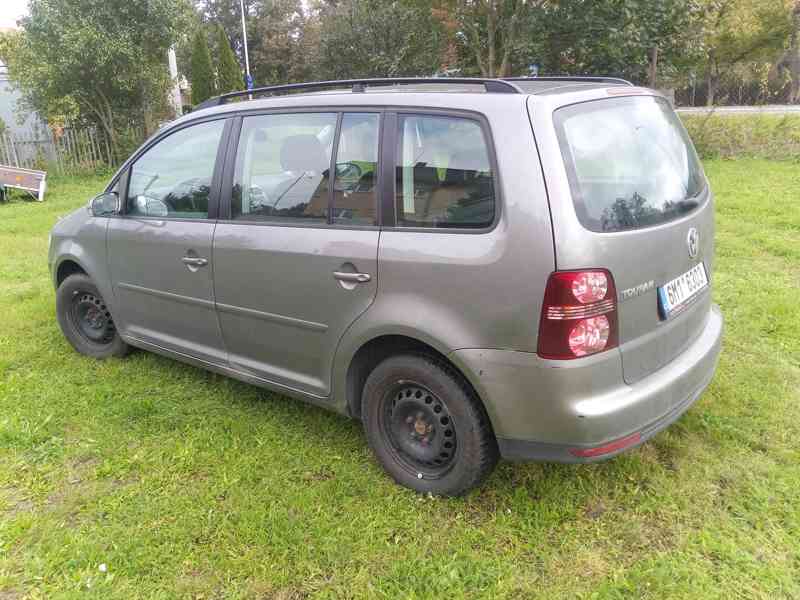 Prodám Volkswagen Touran 1,4 TSI, DSG,  - foto 4