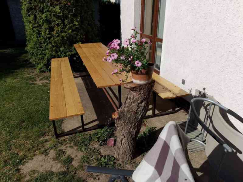 Prodám zahradní Lavico-stůl - foto 5