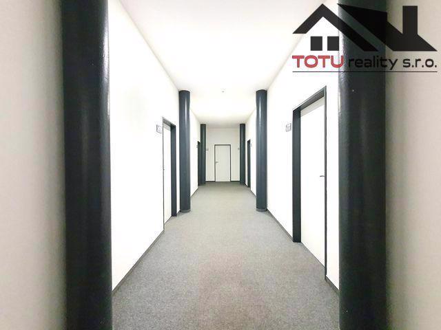 Pronájem, kancelář, 23 m2, Trutnov - foto 4