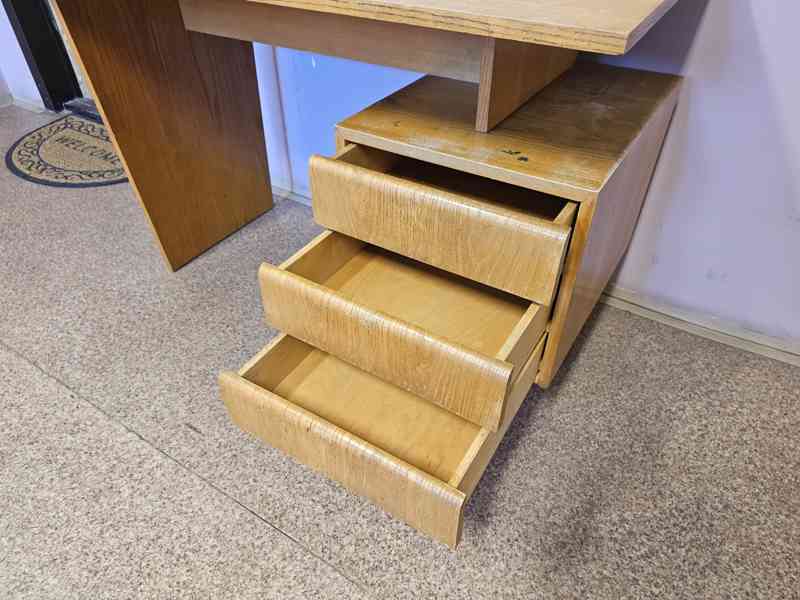 Psací stůl – zdarma za odvoz - spěchá - foto 4