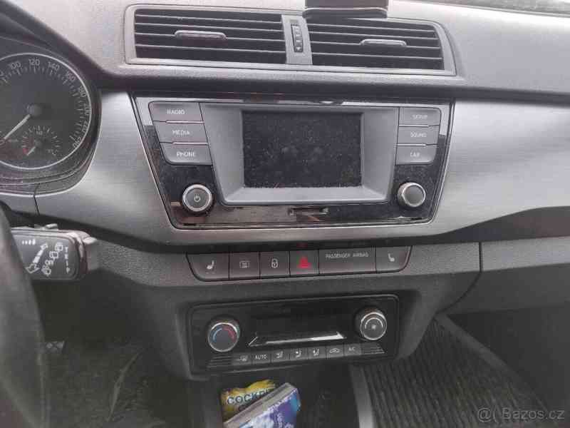 Škoda Fabia 1,0   3 combi TSI 81 Kw - foto 8