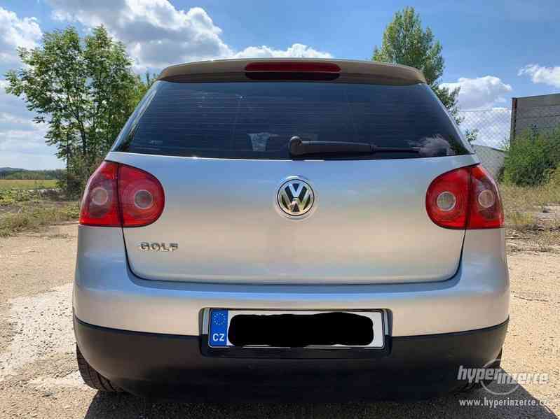 Volkswagen Golf V 1.6 FSI - foto 3