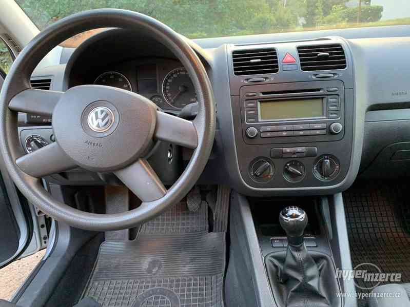 Volkswagen Golf V 1.6 FSI - foto 8