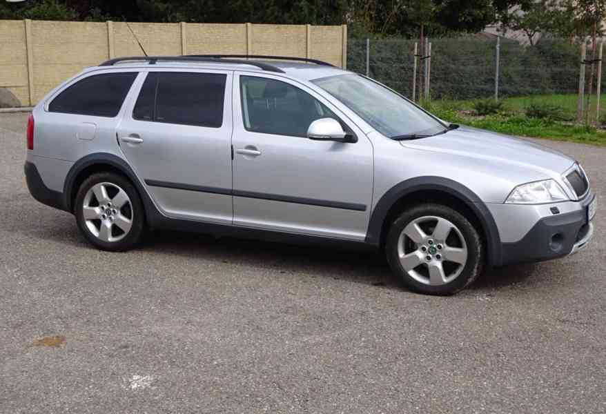Škoda Octavia 2.0 TDI Combi Scout 4x4 r.v.2008 2.Maj.ČR - foto 2