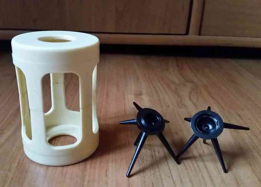 Ježek v kleci (Foglar) 4x + lodička ČERVENÁČKA - foto 5