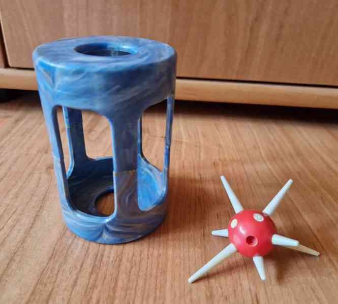 Ježek v kleci (Foglar) 4x + lodička ČERVENÁČKA - foto 7