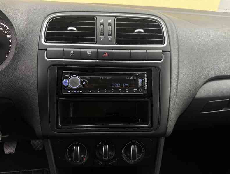 Volkswagen Polo 1.4MPi 63kW/Klima/1MAJ - foto 22