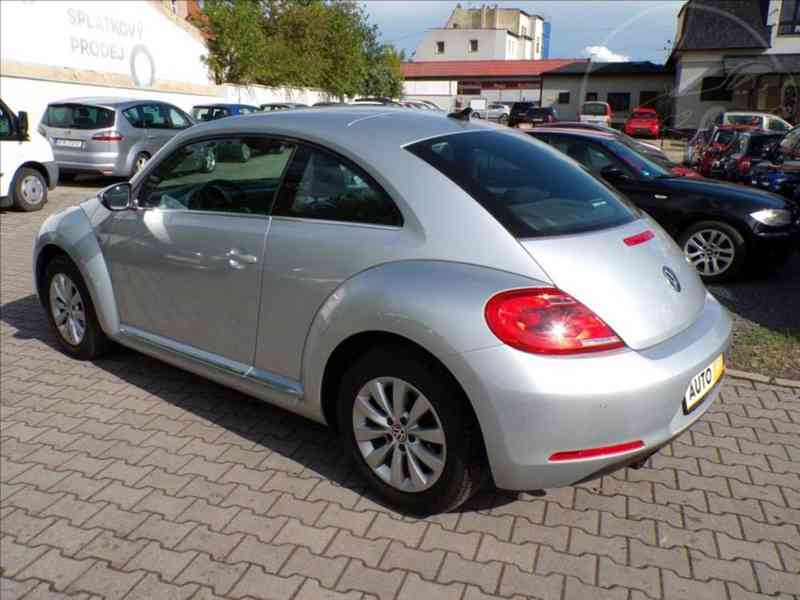 Volkswagen New Beetle 1,2 TSI - foto 4