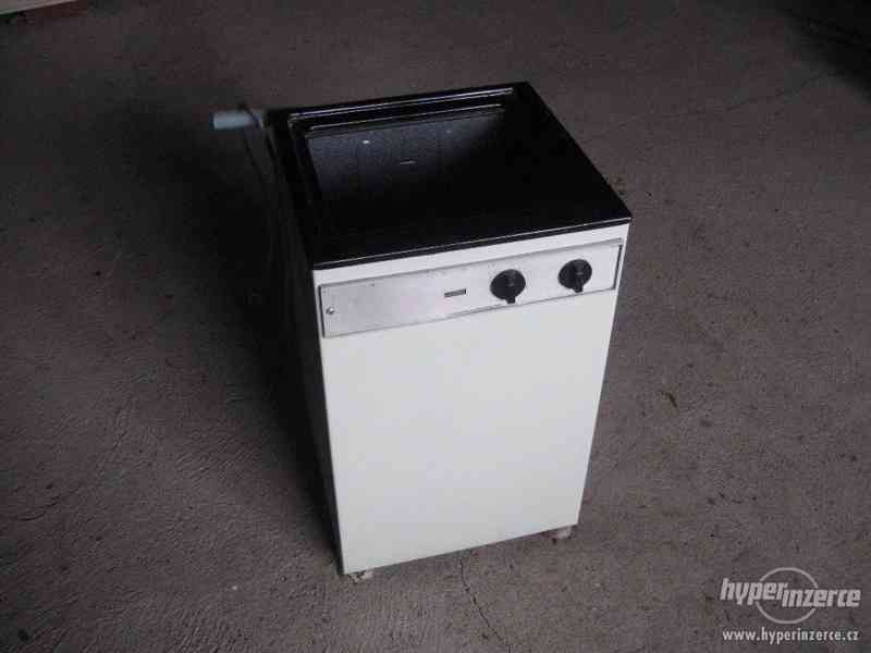 pračka s ohřevem vody - foto 1