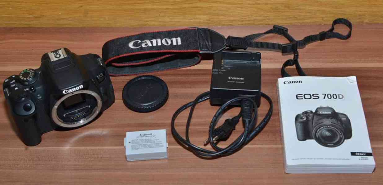 Canon EOS 700D **18 Mpix, Full HD Video*DIGIC 5**37100 exp