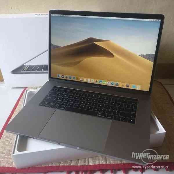 Apple MacBook Pro 15 2018 - foto 1