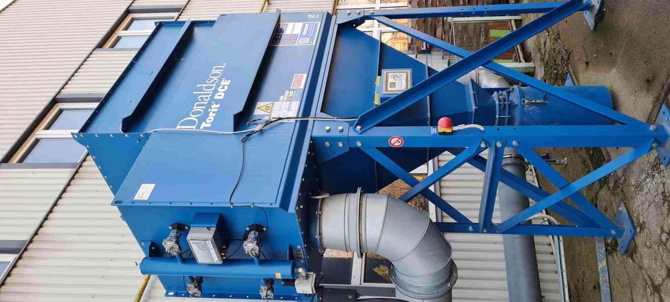 Použitý odlučovač prachu DONALDSON DFE 2-8 V, r. v. 2021 - foto 2