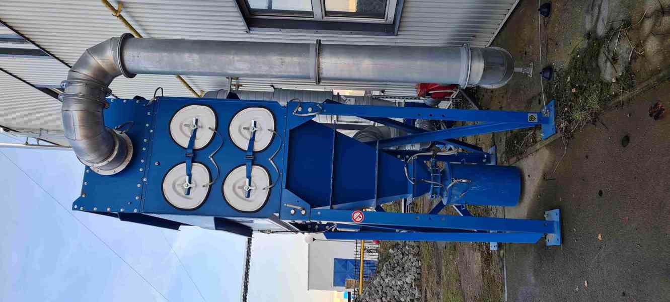 Použitý odlučovač prachu DONALDSON DFE 2-8 V, r. v. 2021 - foto 3