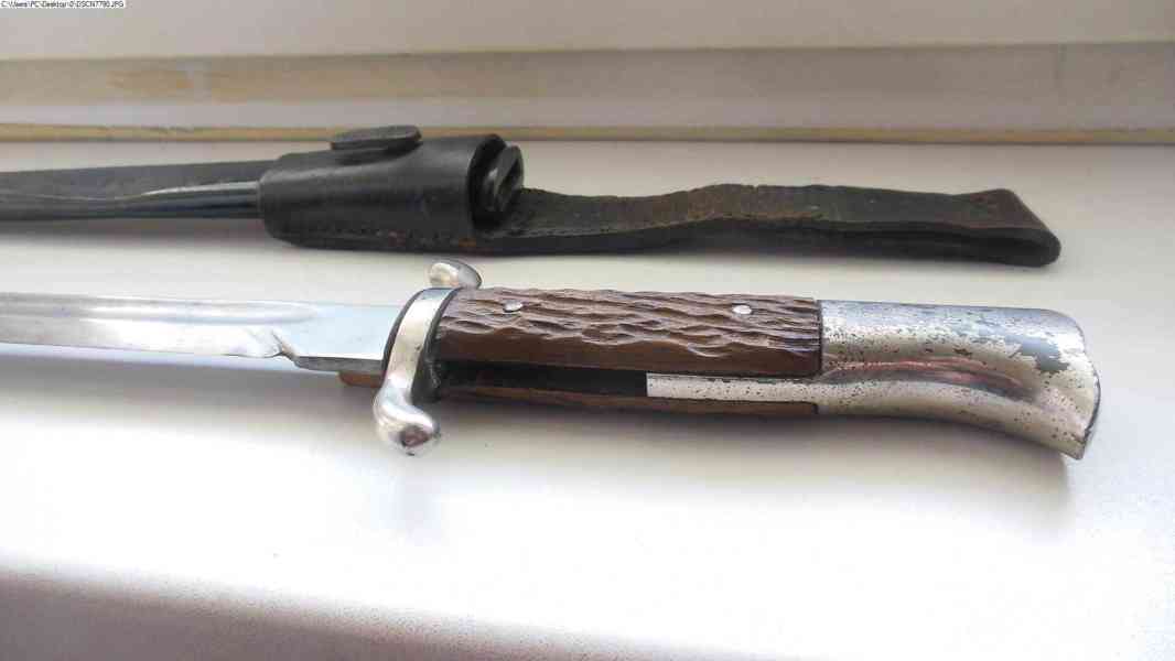 Bodák vycházkový hasič - foto 8